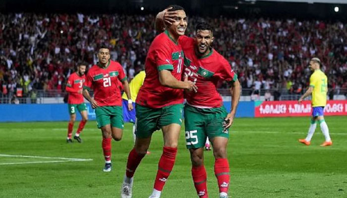 ہوم گراؤنڈ پر مراکش کے کھلاڑی شروع ہی سے چھائے رہے اور جیت اپنے نام کرلی/ فوٹو: اے ایف پی