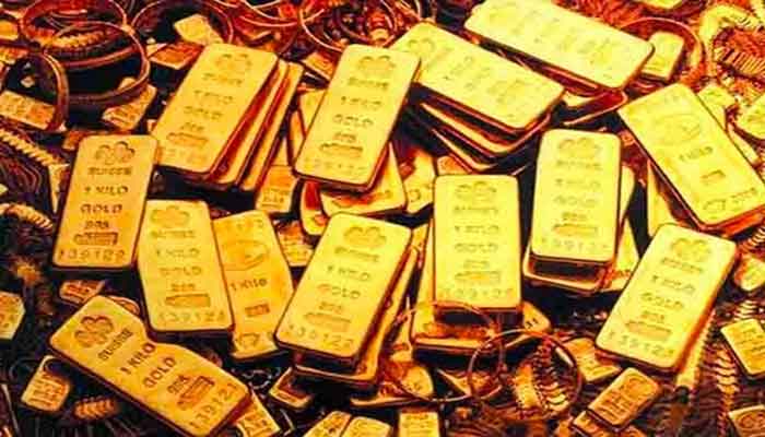 ملک میں 10 گرام سونا ایک لاکھ 86 ہزار 900 روپے کا ہے۔ فوٹو فائل