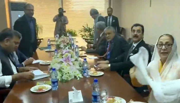 گزشتہ روز حکومت اور پی ٹی آئی کے درمیان مذاکرات خوشگوار ماحول میں ہوئے: ذرائع/ اسکرین گریب
