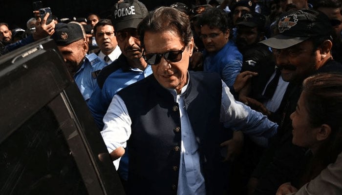 عمران خان 190 ملین پاؤنڈ اسکینڈل کیس میں نیب راولپنڈی اور مختلف مقدمات میں انسدادِ دہشت گردی اسلام آبادکی عدالت میں پیش ہوں گے/ فائل فوٹو