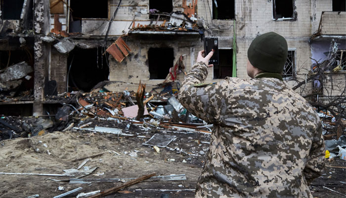 ایسا سسٹم بنانے کی ضرورت ہے جہاں سوشل میڈیا سے ڈیلیٹ کی گئی ان ویڈیوز کو جمع کر کے محفوظ کیا جا سکے: انسانی حقوق تنظیمیں — فوٹو: فائل