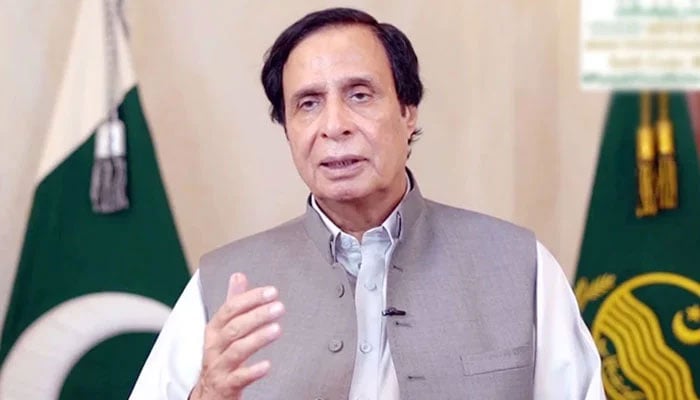 گزشتہ روز لاہور کی اینٹی کرپشن کورٹ نے پرویز الٰہی کو مقدمے سے بری کردیا تھا— فوٹو:فائل