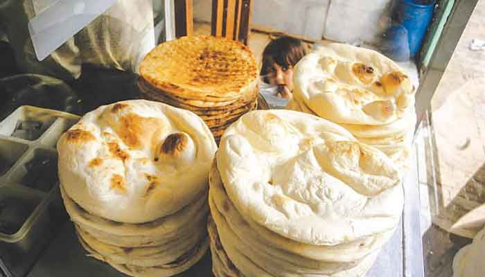 پنڈی کی ضلعی انتظامیہ نے روٹی اور نان سستے کرنے پر مجبور کیا تو شٹر ڈاؤن ہڑتال کریں گے: نان بائی ایسوسی ایشن— فوٹو:فائل