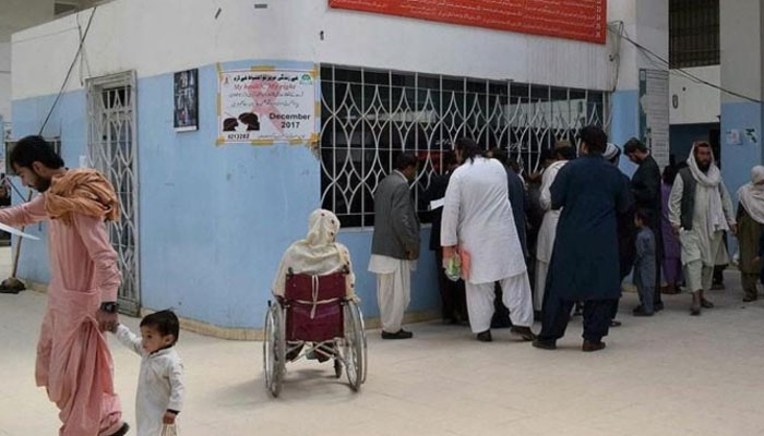اسپتالوں میں سرنج، کینولا، ڈرپس، انجیکشن دستیاب نہیں، پچھلے سال سے اسپتالوں میں ایکسرے، سی ٹی اسکین نہیں ہو رہے: وائی ڈی اے کے/ فائل فوٹو