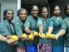 پیسے اکٹھے کرکے لاٹری کا ٹکٹ خریدنے والی خواتین خاکروب 10 کروڑ روپے کا انعام جیت گئیں