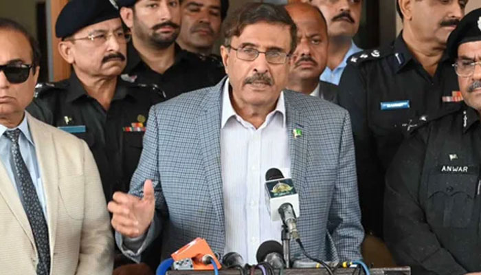 گھوٹگی، کشمور، جیکب آباد اور کندھ کوٹ میں آپریشن کی تیاری مکمل کرلی گئیں، پورے صوبے میں کارروائیاں ہونگی: حارث نواز— فوٹو: فائل