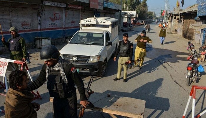 خیبرپختونخوا کو دہشتگری کے خلاف جنگ کی مد 2010 سے لے کر اب تک 415 ارب 50 کروڑ روپے کے فنڈز ملے: دستاویز/ فائل فوٹو