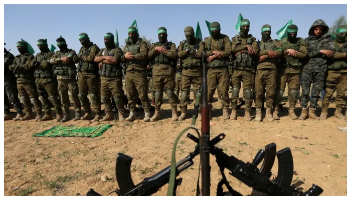 حماس کے اسرائیل پر حملوں میں سینئر فوجی کرنل سمیت ہلاک اسرائیلیوں کی تعداد 500 سے تجاوز کر گئی جب کہ 1590 سے زائد افراد زخمی ہوگئے__فوٹو: رائٹرز