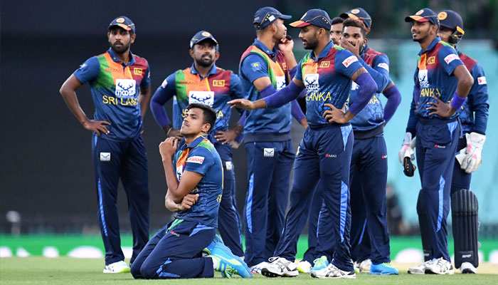 ورلڈ کپ میں سری لنکا کرکٹ ٹیم کی ناقص کارکردگی پر سری لنکا کے وزیر کھیل روشن رانا سنگھے نے کرکٹ بورڈ کو فارغ کر دیا تھا/ فائل فوٹو