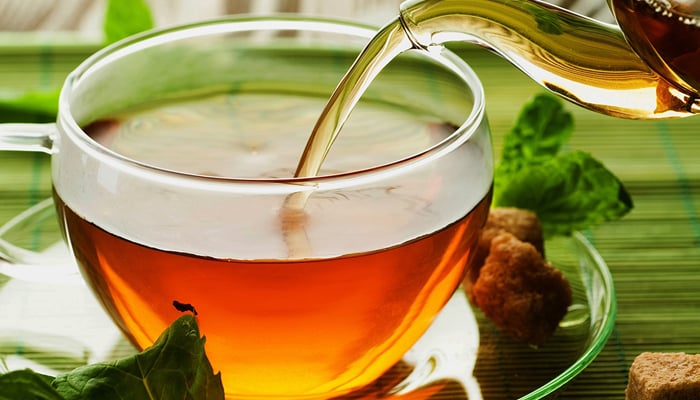 سبز چائے میں ایل تھینین اور امینو ایسڈ کیسے کیمیکل پائے جاتے ہیں جو دماغ کو تناؤ سے دور کرتا ہے/ فائل فوٹو