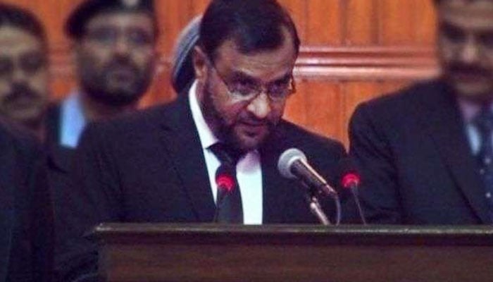 احتساب عدالت کے جج محمد بشیر کی گاڑی فائرنگ سے قبل گزر چکی تھی : ترجمان پولیس— فوٹو:فائل