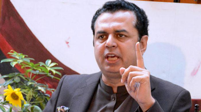 عدالتی فیصلوں سے پتا چلتا ہے کہ عدالتیں الیکشن پر اثرانداز ہورہی ہیں ...