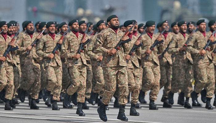 گلوبل فائر پاور ویب سائٹ کی جانب سے ہر سال دنیا بھر کی افواج کی پاورانڈیکس ریٹنگ جاری کی جاتی ہے/ فائل فوٹو