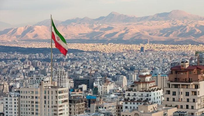 اپنی زمین پر حملے کا بھرپور جواب دیں گے: ایران نے امریکا کو خبردار کردیا