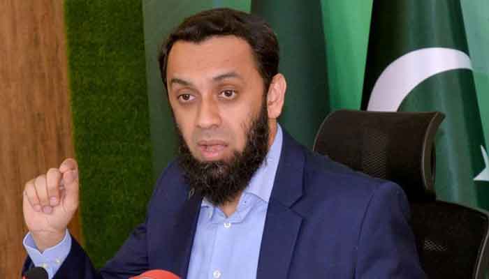 قومی مفاد کا تحفظ ہماری اولین ذمہ داری ہے لیکن ایک سیاسی جماعت کو قومی مفاد نظر نہیں آتا نہ ان کو معیشت کی بحالی کی پرواہ ہے: عطا تارڑ۔ فوٹو فائل