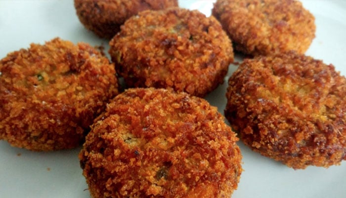 افطار کیلئے اس ریسیپی کو فولو کرتے ہوئے مزیدار فش کٹلٹس بنائیں اور تعریفیں سمیٹیں/فوٹوفائل