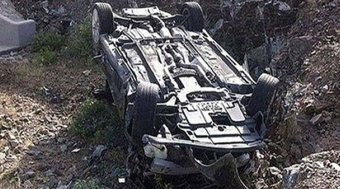 بونیر: تیز رفتاری کے باعث  گاڑی کھائی میں گرگئی، خواتین اور بچوں سمیت 8 افراد جاں بحق
