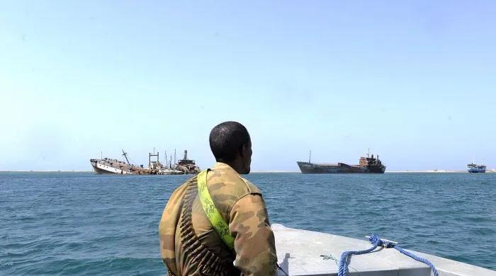 صومالی قزاقوں نے 50 لاکھ ڈالر تاوان ملنے کے بعد بنگلادیشی کارگو جہاز چھوڑ دیا