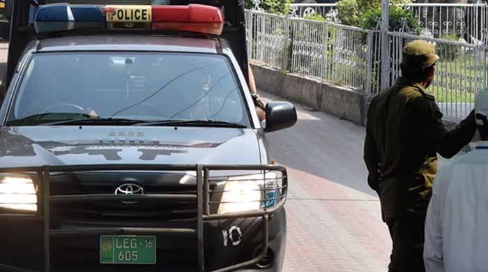  وزیراعلیٰ پنجاب کے سکیورٹی اسکواڈ کی گاڑی کی مبینہ ٹکر سے نوجوان جاں بحق