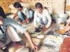 پنجاب میں  16 روپے کی  روٹی بیچنے کا حکومتی حکم، نان بائی دو حصوں میں تقسیم 