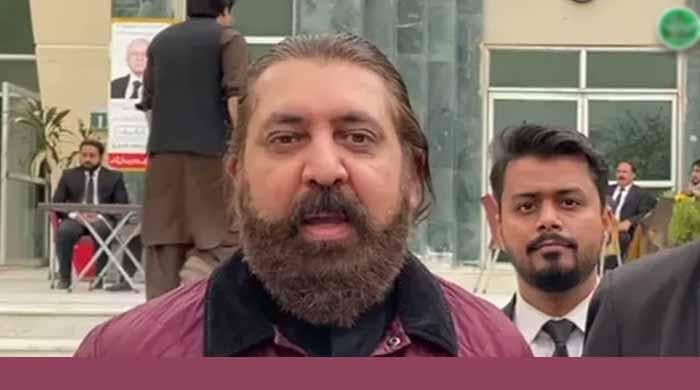 عمران خان نے کہا مینڈیٹ چوری کرنیوالوں کے ساتھ مفاہمت نہیں ہو سکتی: شیخ وقاص