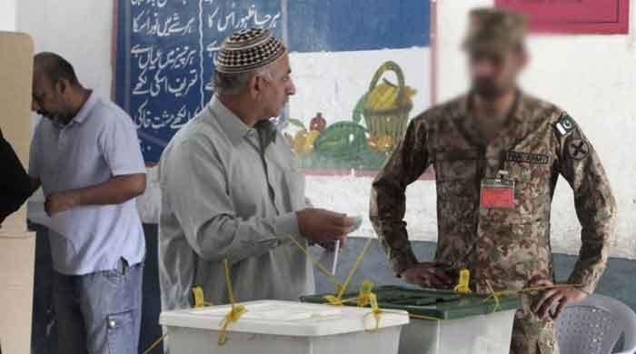 ضمنی انتخابات میں سول آرمڈ فورسز اور پاکستان آرمی کے دستے تعینات کرنے کی منظوری