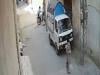 ویڈیو: پشاور میں شہری سے 20 لاکھ روپے کی ڈکیتی کی ویڈیو سامنے آگئی