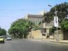 کراچی: سپریم کورٹ کے احکامات پر وزیراعلیٰ ہاؤس کے باہرسڑک سے رکاوٹیں ختم