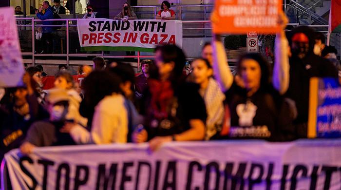 وائٹ ہاؤس کی میڈیا نمائندگان کیلئے تقریب کے دوران  فلسطینیوں کے حق میں مظاہرہ