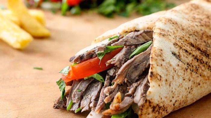 لبنانی شوارما دنیا کا چوتھا بہترین سینڈوچ قرار 
