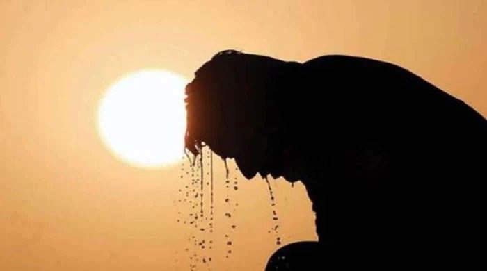 سندھ کے بیشتر اضلاع میں گرمی کا راج،کراچی میں کل سےگرمی کی شدت میں کمی کا امکان
