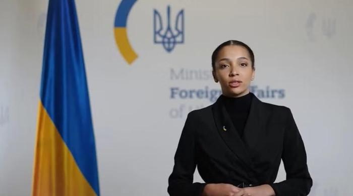 دنیا میں پہلی بار یوکرین میں اے آئی سفارتی نمائندہ وکٹوریہ شی متعارف