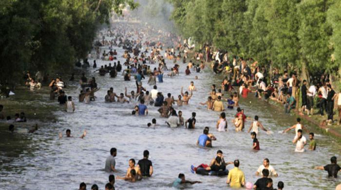 سندھ اور  بلوچستان میں گرمی کی شدت برقرار ، پنجاب اور خیبر پختونخوا میں کمی