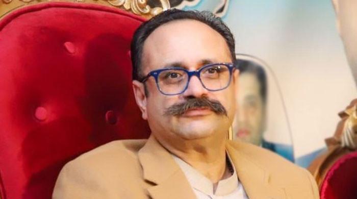 اسلام آباد: سابق وزیراعظم آزادکشمیر سردار تنویر الیاس گرفتار