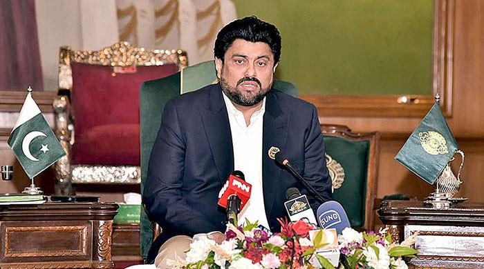 گورنر سندھ کا کرغستان میں پھنسے سندھ کے طالبعلموں کو مفت فضائی ٹکٹ دینے کا اعلان