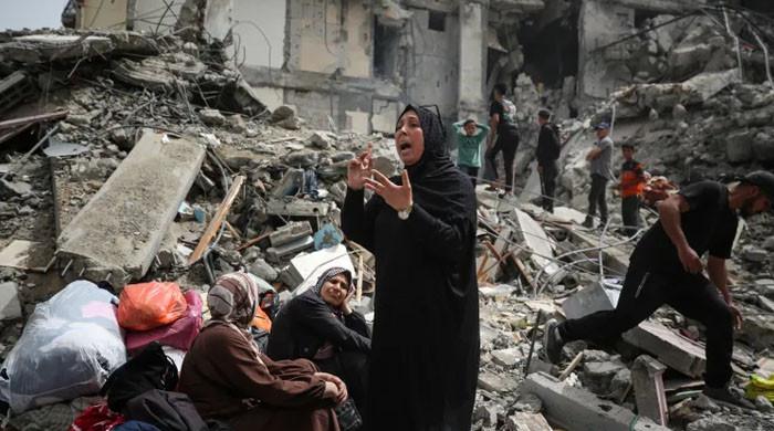 غزہ: صیہونی فوج کے رات گئے پناہ گزین کیمپوں پر حملے، 22 فلسطینی شہید