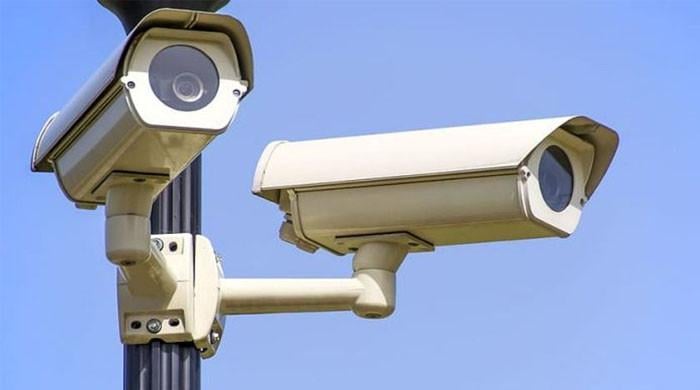 سیف سٹی کیمرے سے چور کی غلط شناخت مہنگی پڑگئی، انتظامیہ شہری کو لاکھوں ڈالر ادا کریگی