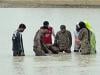 مشرقی بلوچستان میں طوفانی بارش سے 6 افراد جاں بحق، بلوچستان کو کے پی سے ملانے والی ہائی وے بند