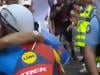 ریس کے دوران بیوی کا بوسہ لینا فرانسیسی سائیکلسٹ کو مہنگا پڑگیا، جرمانہ عائد