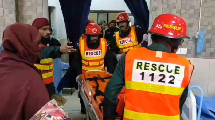 گوجرانوالا: اجازت کے بغیر میرا موبائل کیوں لیا؟ بھائی نے بھائی کو قتل کردیا