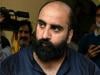 برطانیہ میں فیک نیوز سے فسادات، لاہور میں گرفتار فرحان آصف بری