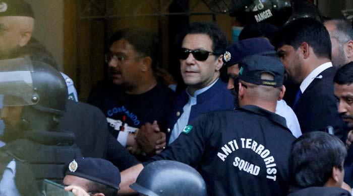 پولیس کو عمران خان سے 9 مئی کے مزید 12 مقدمات میں تفتیش کی اجازت مل گئی