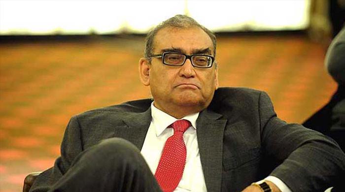 پاکستانی بدمعاشوں نے بھاری رشوت دیکر  بھارت کو گھٹیا جہاز  بکوا دیے: سابق بھارتی جج کا طنز