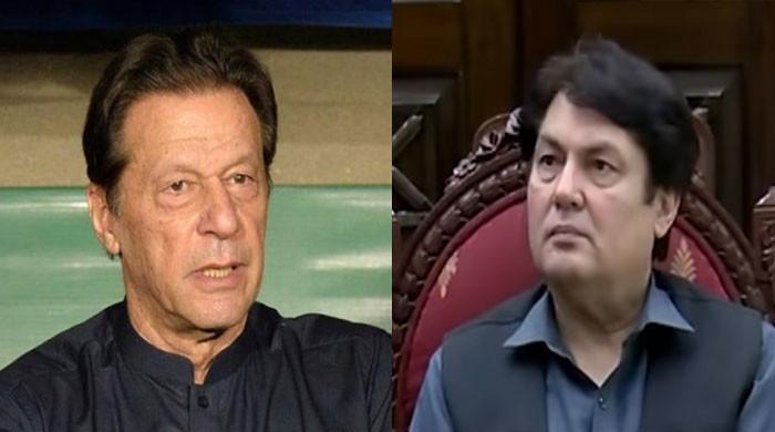 بیرسٹر سیف کی رات دیر گئے عمران خان سے اہم ملاقات، حکومت کیساتھ مذاکرات کے حوالے سے اہم ہدایات لیں