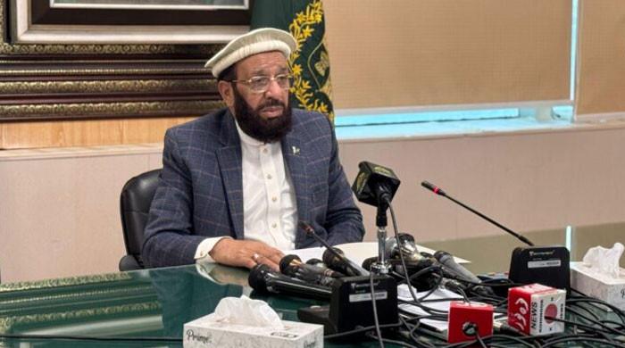 پرائیویٹ ٹورز آپریٹرز کی غفلت کی وجہ سے ہزاروں لوگ حج پر نہیں جاسکیں گے: وفاقی وزیر