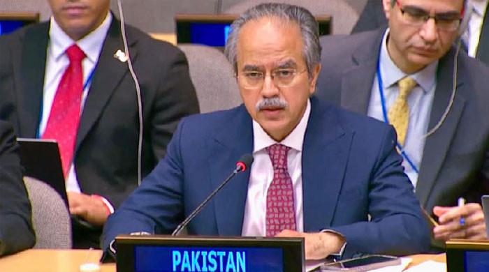  غزہ کی تباہی  قدرتی نہیں انسانوں کی پیدا کردہ  ہے: مستقل مندوب عاصم افتخار