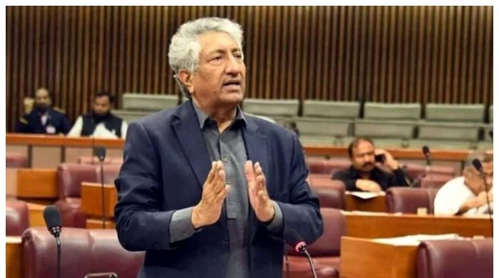 انڈیا ہمارا پانی نہیں روک سکتا یہ ہماری لائف لائن ہے، اس سے 1 انچ پیچھے نہیں ہٹیں گے: وفاقی وزیر