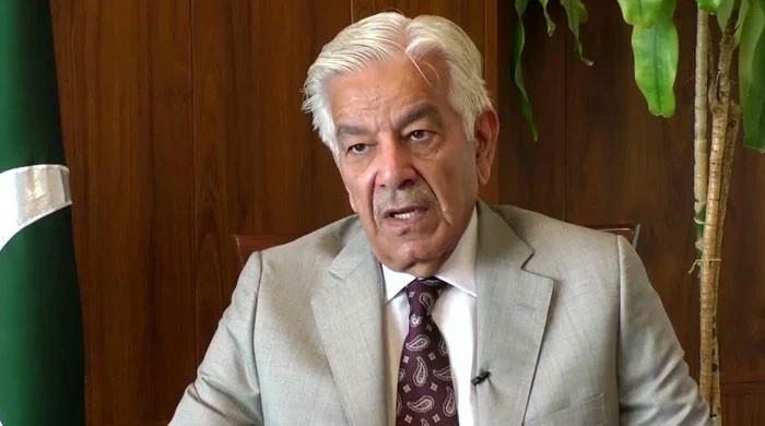بھارت سے شملہ معاہدہ ختم، ایل او سی پر 1948 والی پوزیشن پر آگئے ہیں: خواجہ آصف