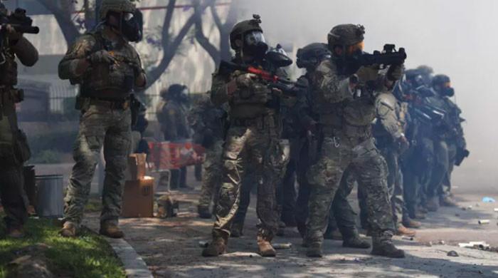 لاس اینجلس میں تارکین کیخلاف کریک ڈاؤن، شدید جھڑپیں جاری، ہزاروں سکیورٹی گارڈز تعینات