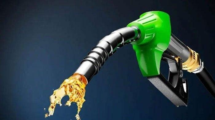 حکومت نے پیٹرولیم مصنوعات کی قیمتوں میں اضافہ کردیا